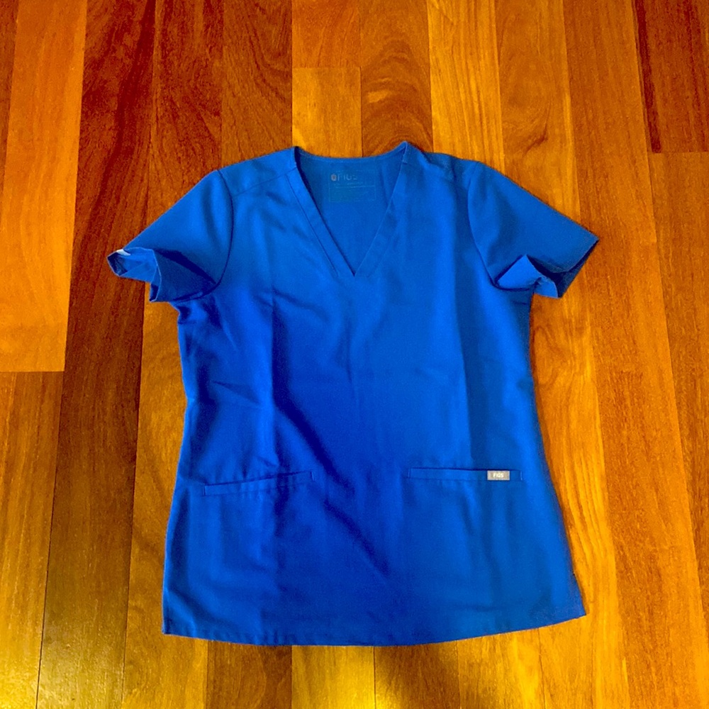 Women’s Scrub Top FIGS Size Small Denim Blue Casma 3 Pocket